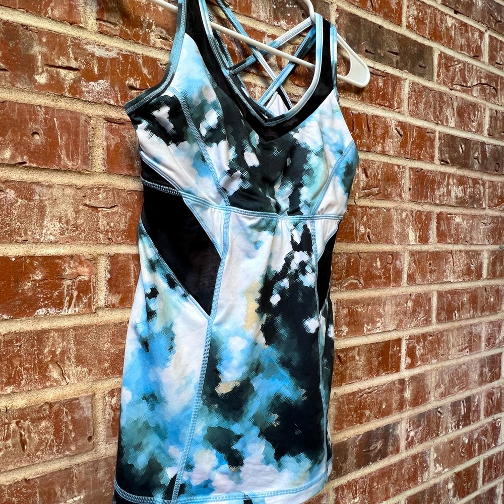 Lululemon strappy built in bra workout top